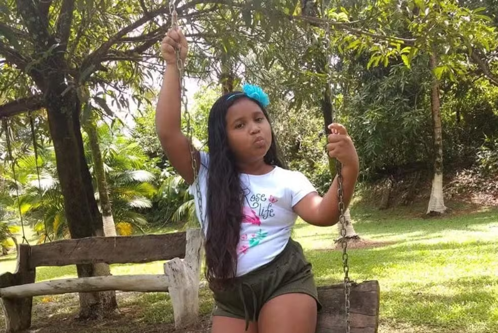 image-21 'Pai, pai', gritou menina de 12 anos antes de ser morta por tiro quando brincava em praça no Rio