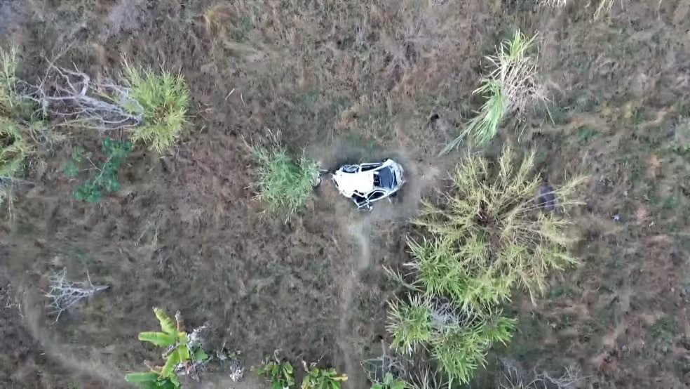 image-179 đTRAGĂDIA NO ALTO DA PAIXĂO: Casal Vai Namorar em Carro, Cai de ParedĂŁo de 400 Metros e Morre no EspĂrito Santo