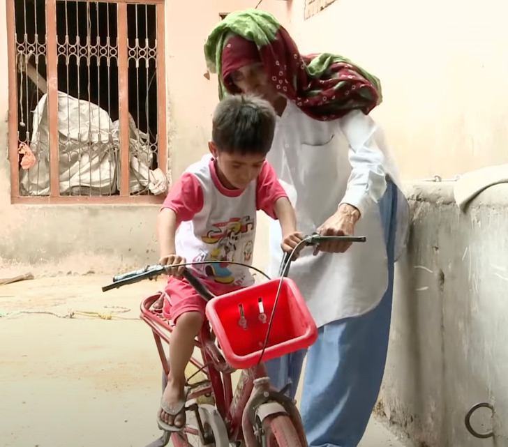 image-283 "Mãe aos 70! O caso inacreditável de Rajo Devi e a filha que desafia o tempo — veja como elas estão hoje"