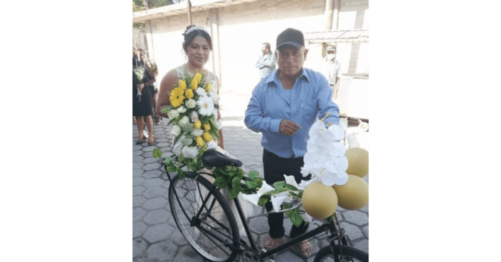 image-316-1024x535 🚲💍 “Até o altar, de bicicleta!” — Pai emociona o mundo ao levar filha para o casamento no mesmo veículo que a acompanhou a vida inteira