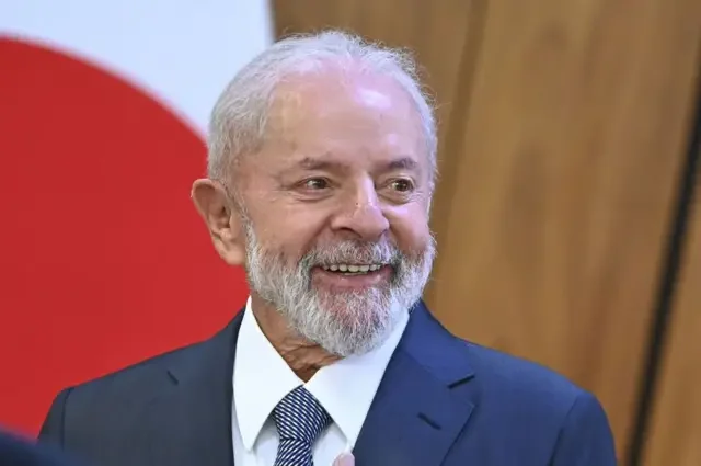 image-32 📞💣 "Pode ligar quando quiser": Trump manda recado DIRETO para Lula em meio à tensão comercial com os EUA!
