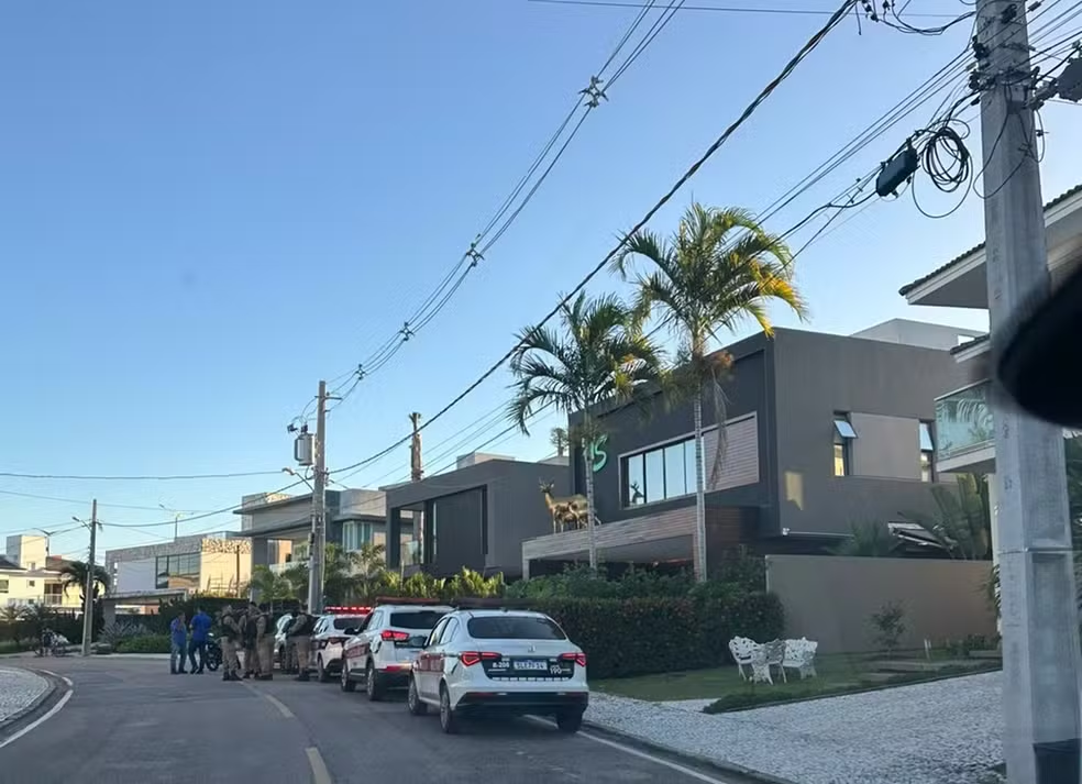 image-463 Hytalo Santos foge de busca da polícia, esvazia casa e abandona van perto de presídio em João Pessoa