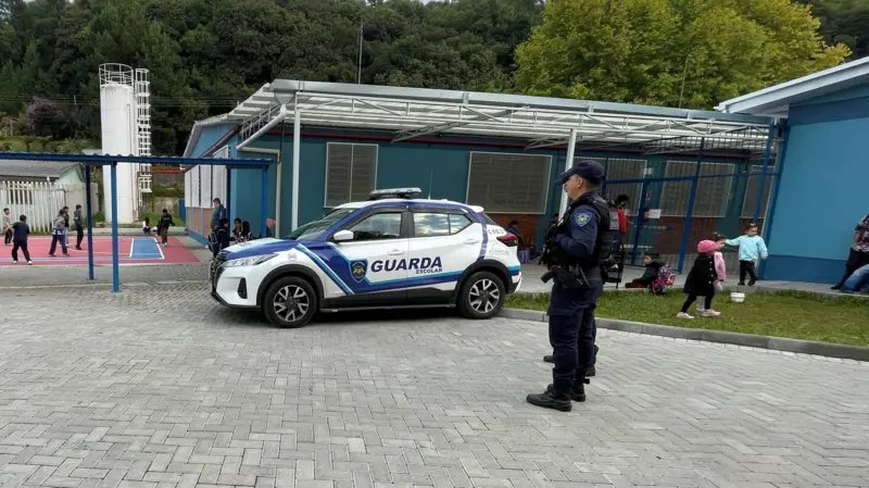 image-190 “Vou virar serial killer”: Três adolescentes planejam ataque brutal a professora em sala de aula no RS