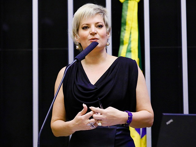 image-40 Joice Hasselmann surpreende e diz que Michelle foi amante de Bolsonaro