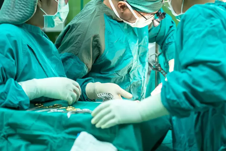 image-410 Mulher morre após cirurgia feita por enfermeiro em hospital do Maranhão; caso gera revolta e investigação